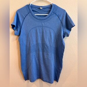 Lululemon blue short sleeve size 12